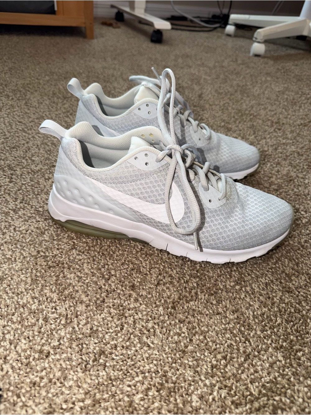 Nike Light Gray Mesh Running Sneakers with White Swoosh